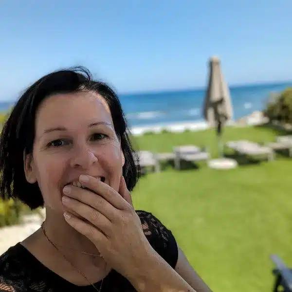 Dana Heidrich aufgeregt vor dem ersten Trauerretreat auf Zypern